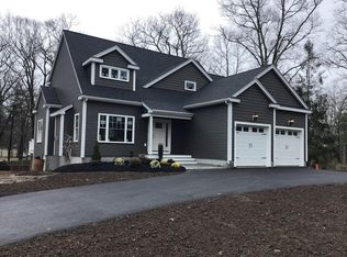 45 Green St, Foxboro, MA 02035