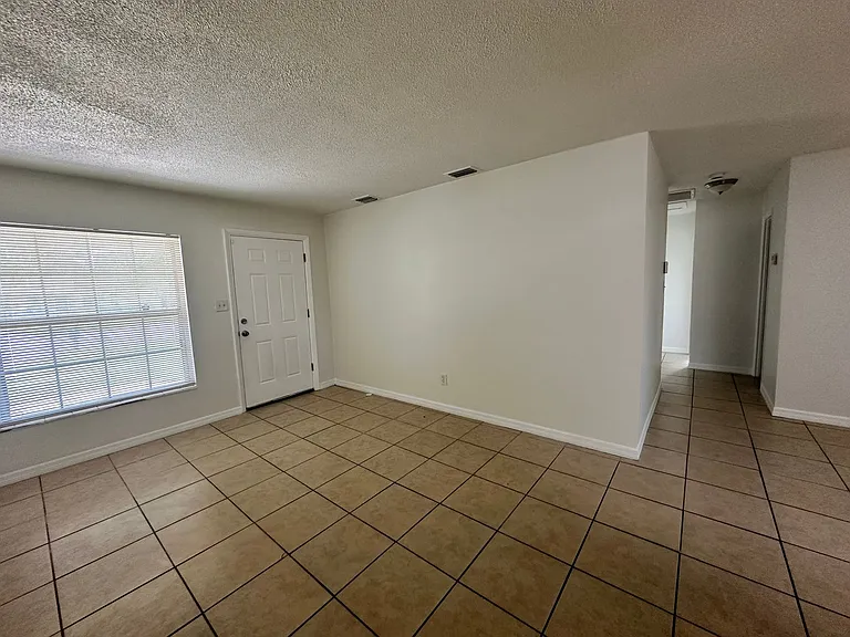 4072 Kirkland Blvd — Photo 9