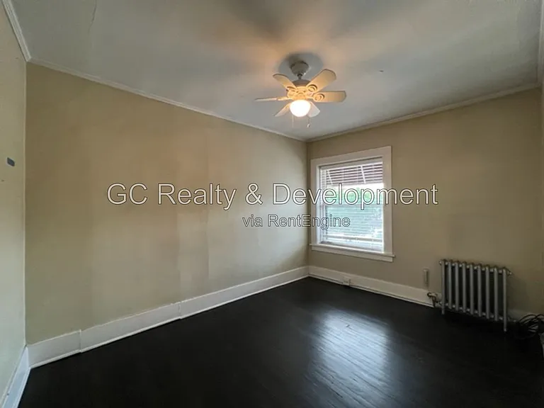 534 Crescent Blvd — Photo 8