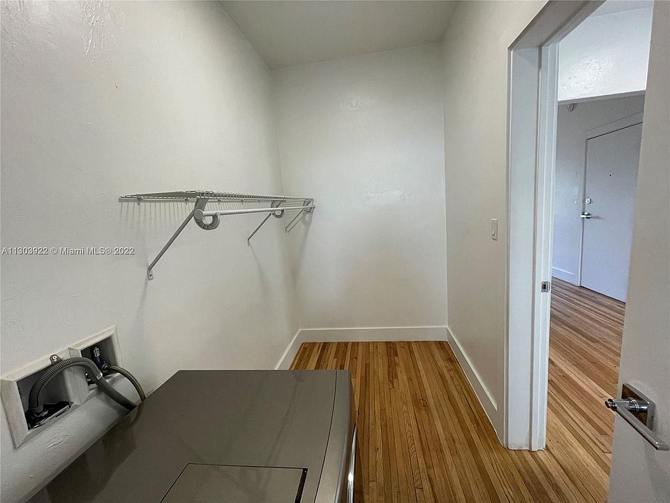 1st image of 831 16th St #20