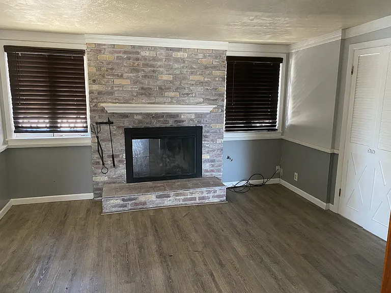 1018 N 10th Ave — Photo 5