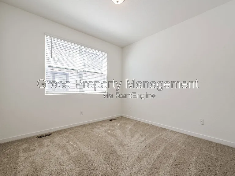 7920 Slate River St #D — Photo 15