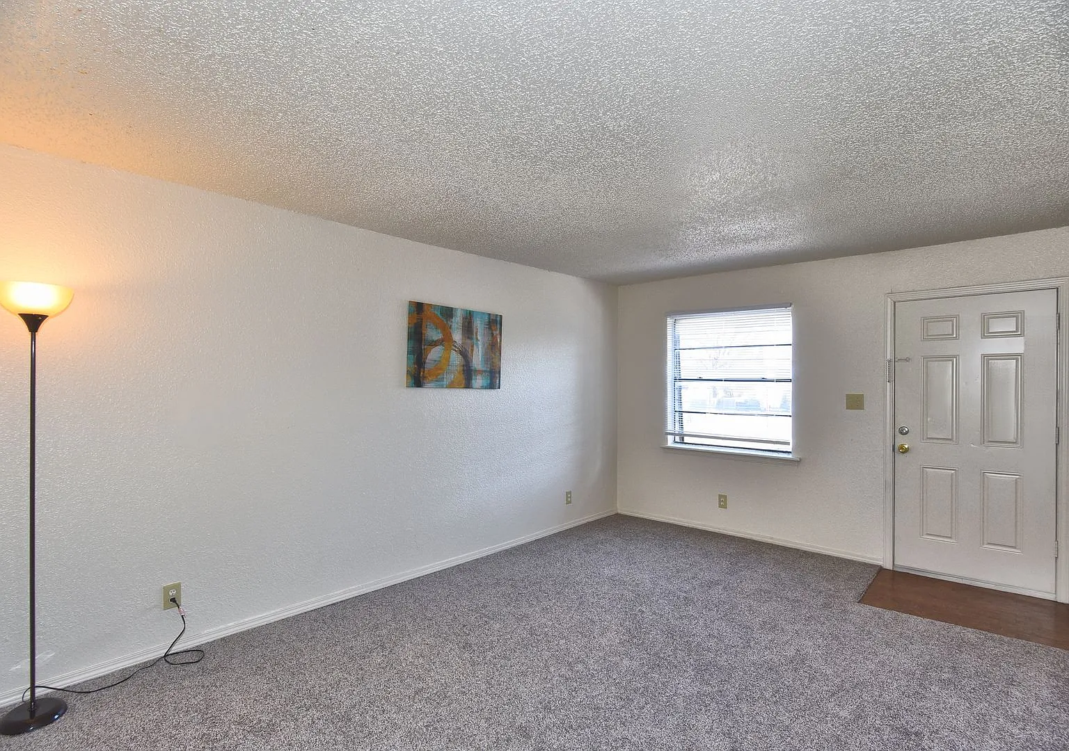South Point Apartments — Photo 3