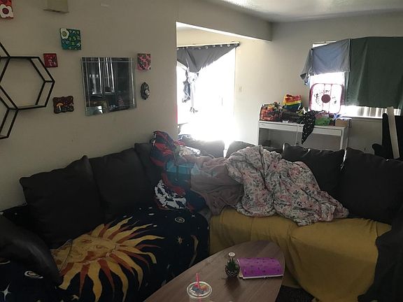 4th image of 8338 Don Ave