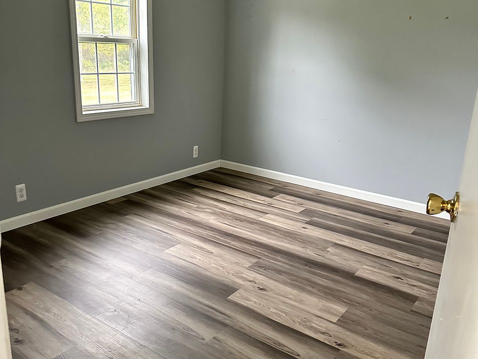 2nd image of 1406 N Saginaw St #1408-3