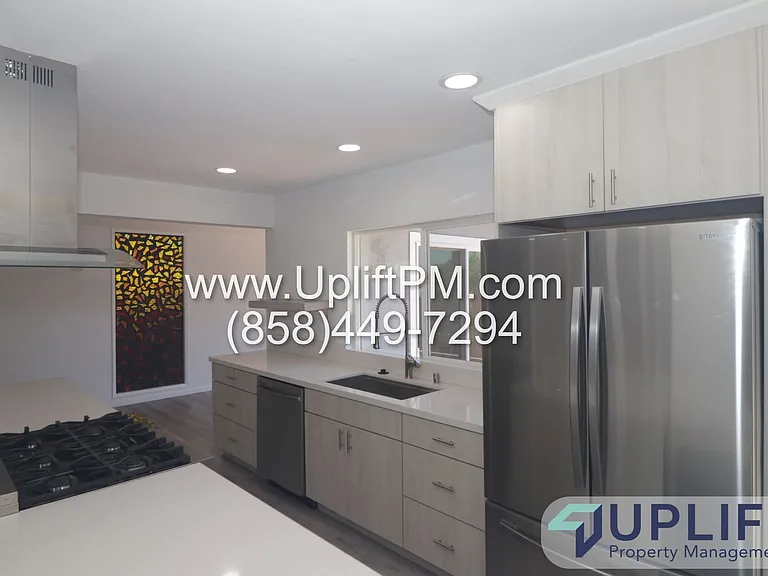 1635 Yost Dr — Photo 8