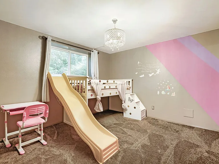 24714 SE Mirrormont Way — Photo 19