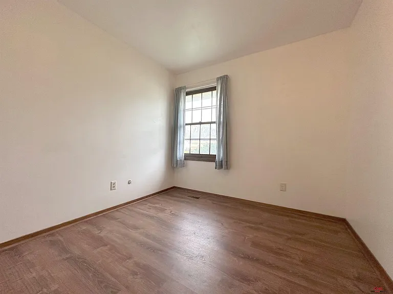 7130 Walker Ave — Photo 23