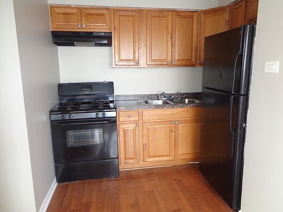 5th image of 8631 S 82nd Ave APT 3N