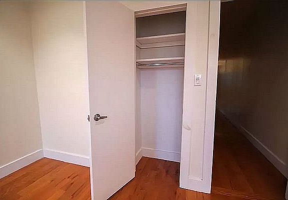 5th image of 273 Driggs Ave APT 1R