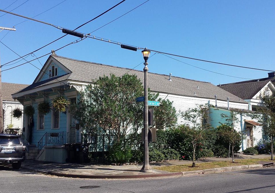 1st image of 1506 Sauvage St