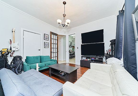2nd image of 1430 3rd Ave #5C