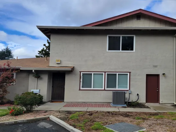 1082 Mohr Ln, Concord, CA 94518