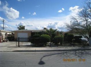 122 Cecil Ave, Delano, CA 93215