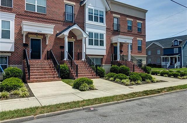 1st image of 1704 Parkwood Ave #1704