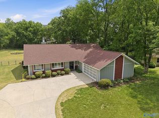 1906 W Tuliptree Dr SE, Huntsville, AL 35803