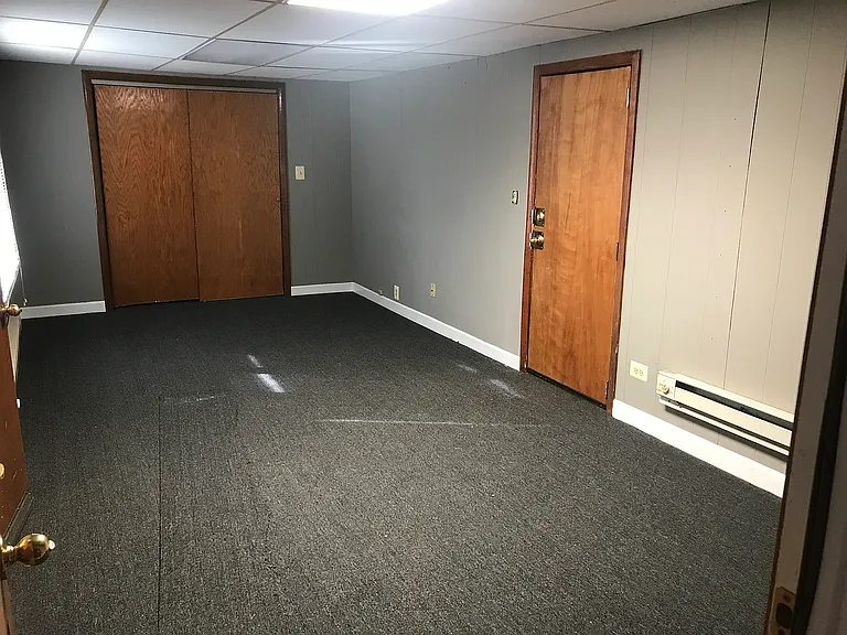 9132 New England Ave — Photo 10