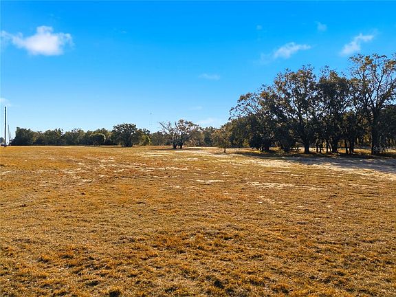 5th image of Friedlander Rd