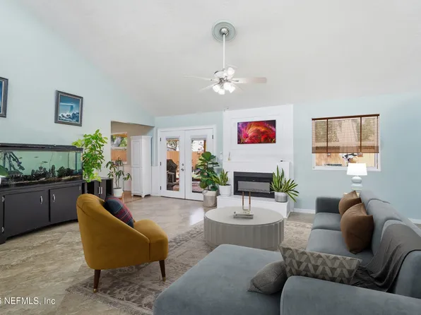 11108 FAIRBANKS GRANT Road W, Jacksonville, FL 32223