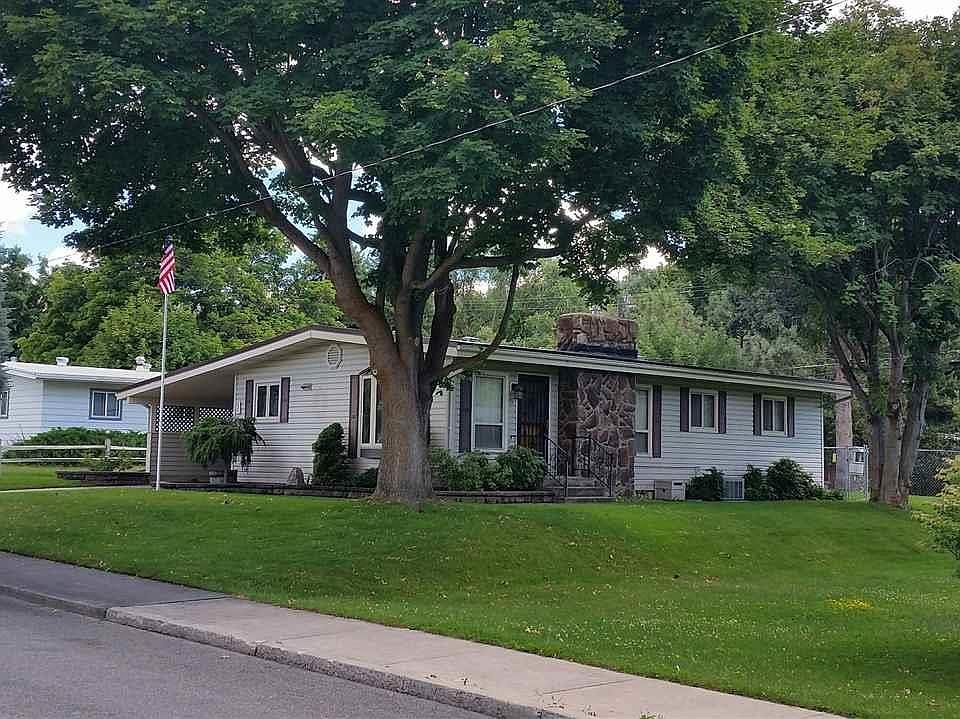 1st image of 237 Pattee Creek Dr