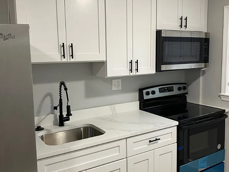 1212 Sherwood Ave #C-700 — Photo 3