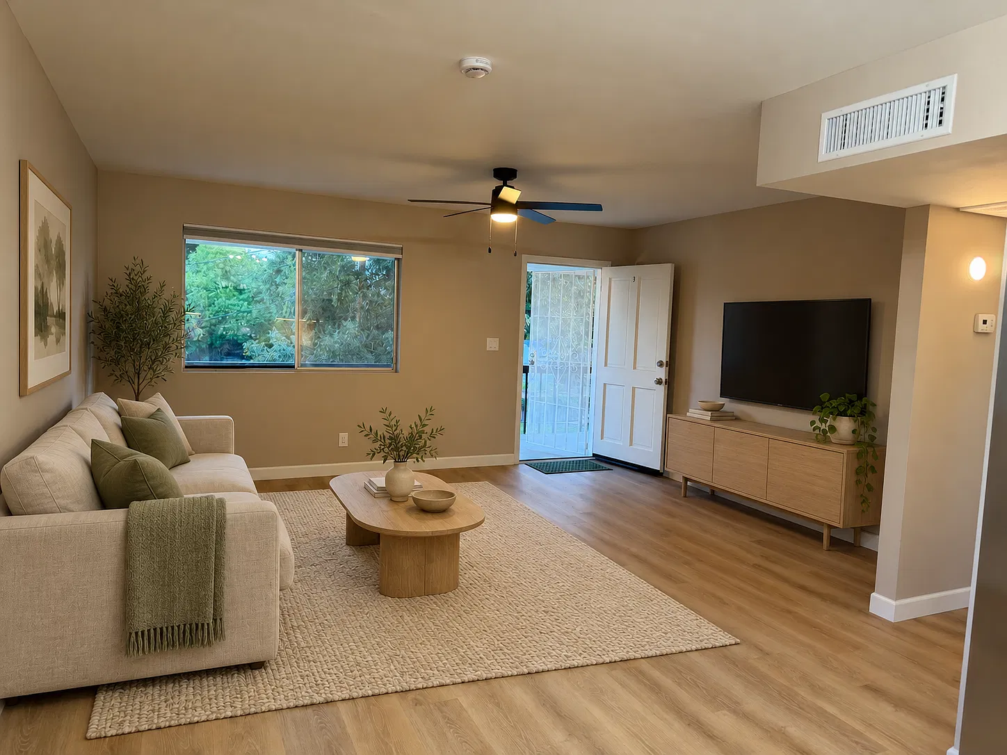 Fully Renovated 2br/1ba Walk To Whole Foods, Mill Avenue & Asu — Photo 1