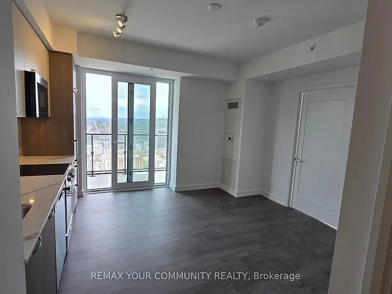 75 James St S #2610 — Photo 6