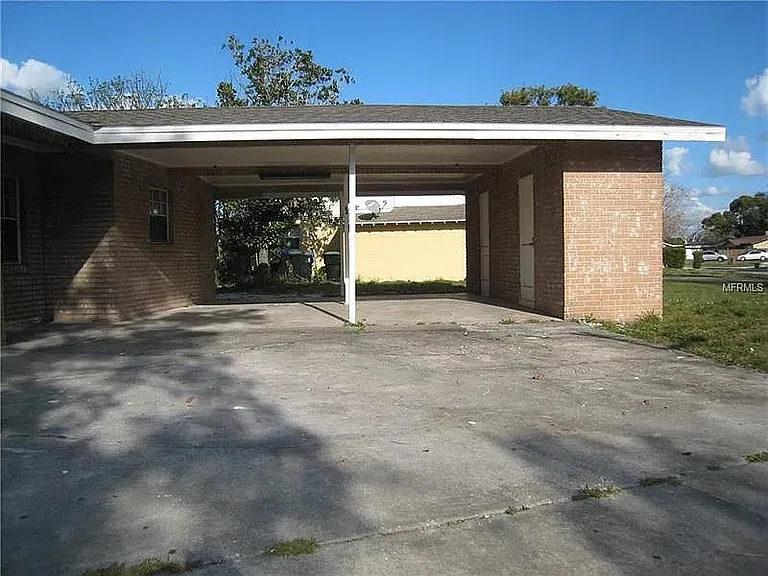 4829 Figwood Ln — Photo 2