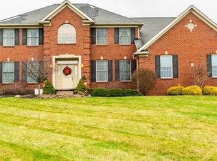 15 Birdsong Pkwy, Orchard Park, NY 14127