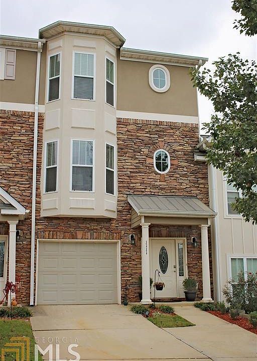 1st image of 1111 Red Bud St