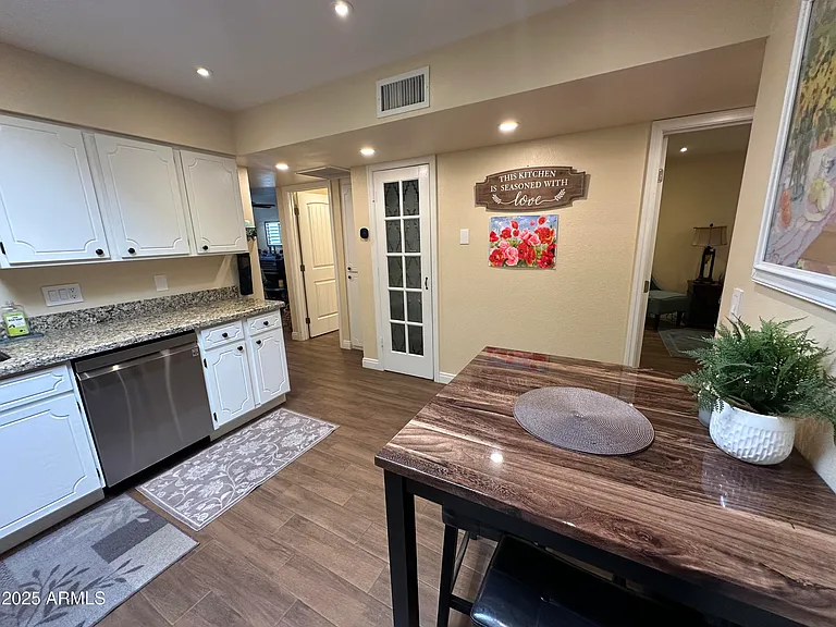 4328 E Capri Ave #180 — Photo 12