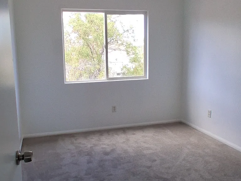 Upstairs Bedroom #2