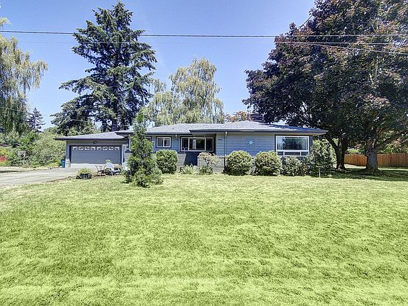 2nd image of 3814 NE 57th St