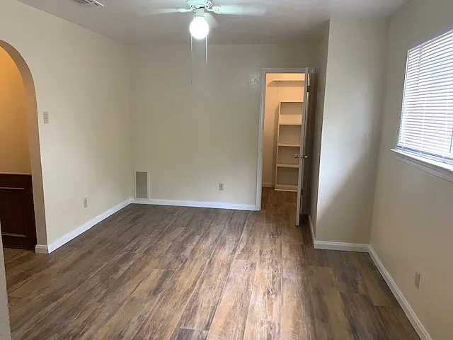 1221 Willow Wood Ct — Photo 28