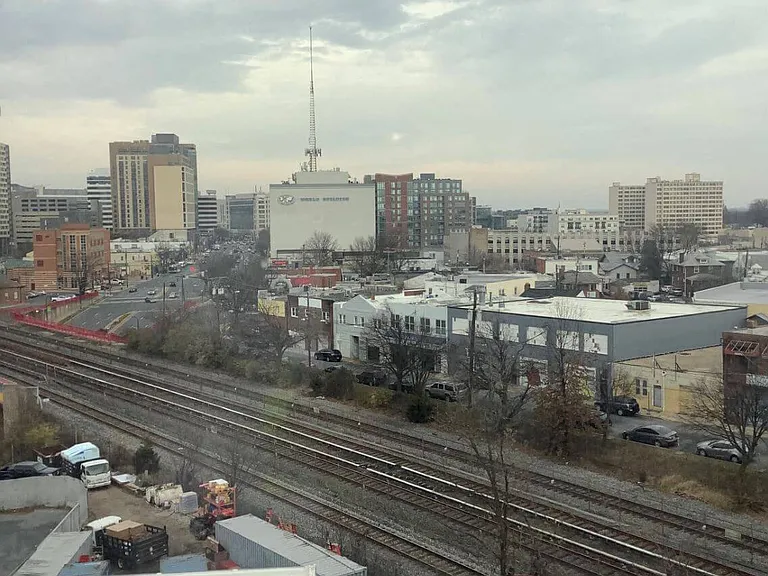 Affinity on Georgia — Photo 31