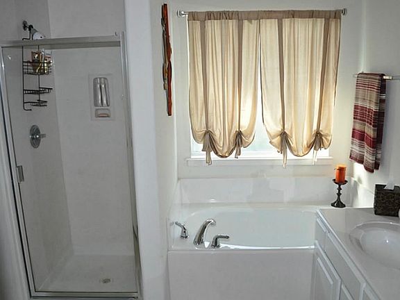 2nd image of 17023 N Lighthouse Dr
