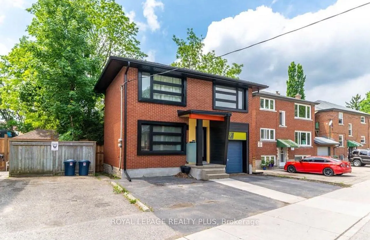 3 bed, $2,700 — Photo 2