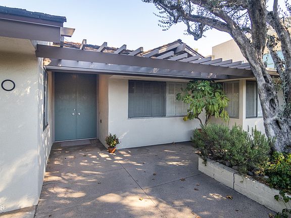 5th image of 1040 S Orange Grove Blvd N #20