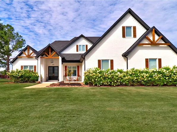 4106 Rolling Meadows Dr, Little Flock, AR 72756