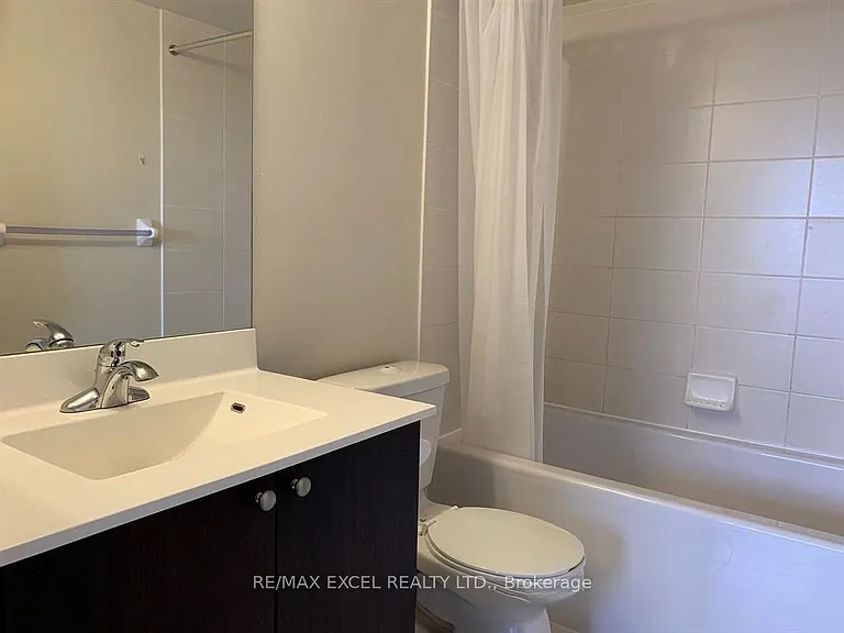 151 Village Green Sq #1806 — Photo 10