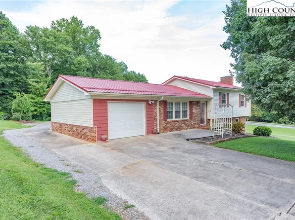 236 Cloverdale Lane, Wilkesboro, NC 28697