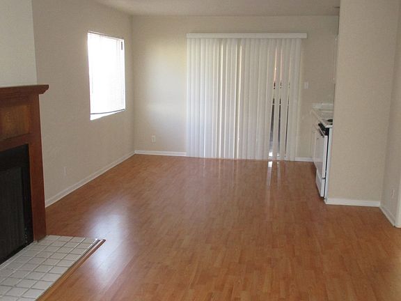 4th image of 134-136 Ximeno Ave #136A