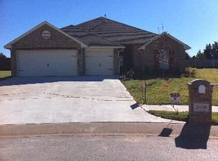 2000 Newbrook Dr, Edmond, OK 73003