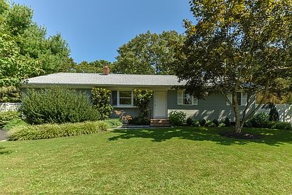 1st image of 35 Shinnecock Ave