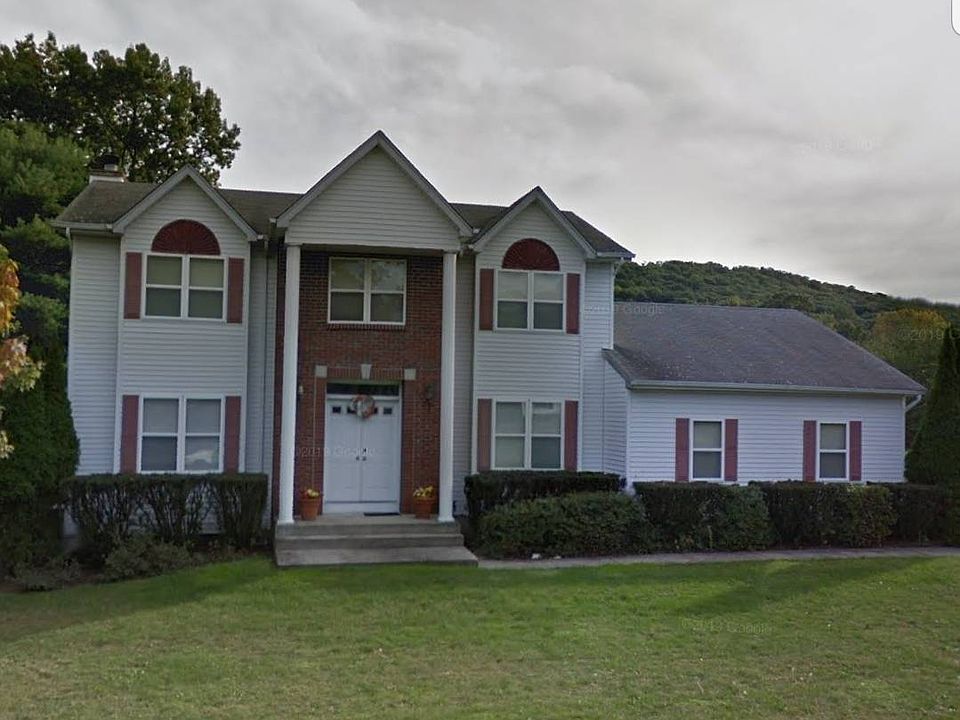 1st image of 2 Dunnigan Dr