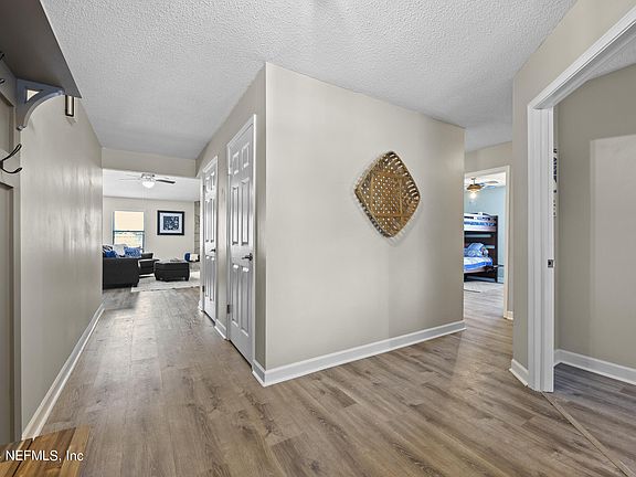3rd image of 12430 JEREMYS LANDING Court