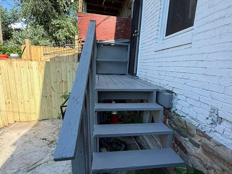 1814 Penrose Ave — Photo 13