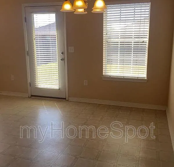 4721 Ashley Place Blvd — Photo 5