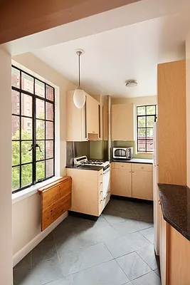 Sold by John J. Grogan & Associates | media 19