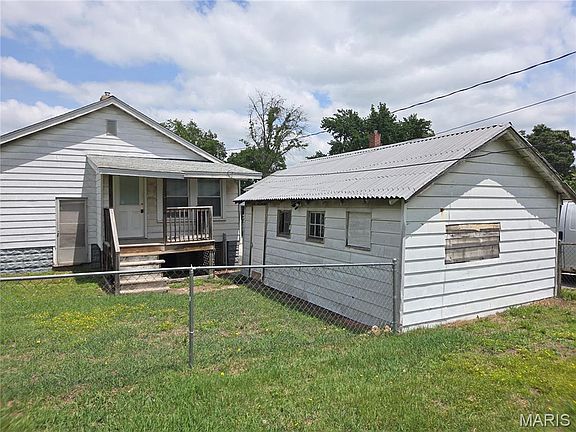 4th image of 316 Picker Ave
